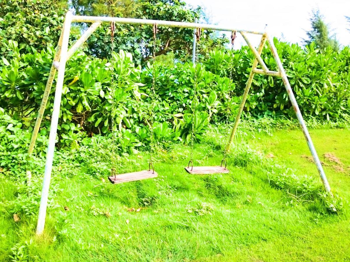 Garden Beach House Motobu Buitenkant foto